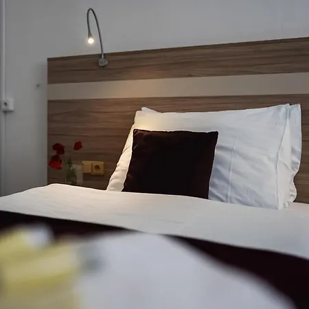 B&B Hotel University Brno 3*